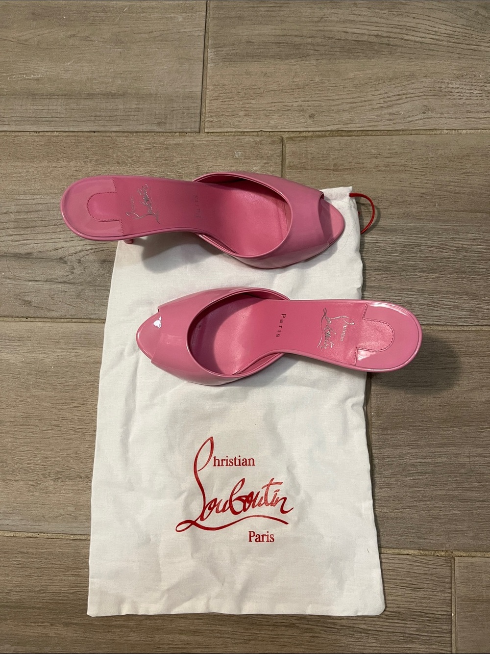 Christian Louboutin Pink Patent Open-Toe Mules Me Dolly - Picture 12 of 12
